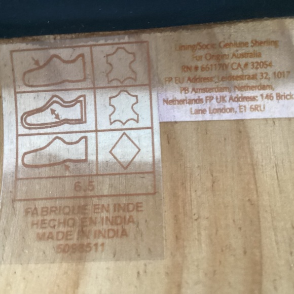 Free People Oak Genuine Shearling Clog Boot (Women) 6.5M - Picture 8 of 13